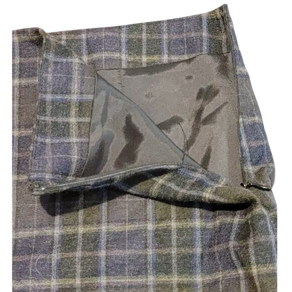 THEORY Plaid Mini Skirt Wool Blend Lined Side Zip Blue Gray Womens Size 10 - Picture 4 of 9